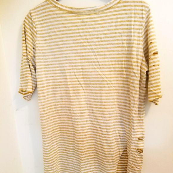 Free People distressed t-shirt - Picture 2 of 2